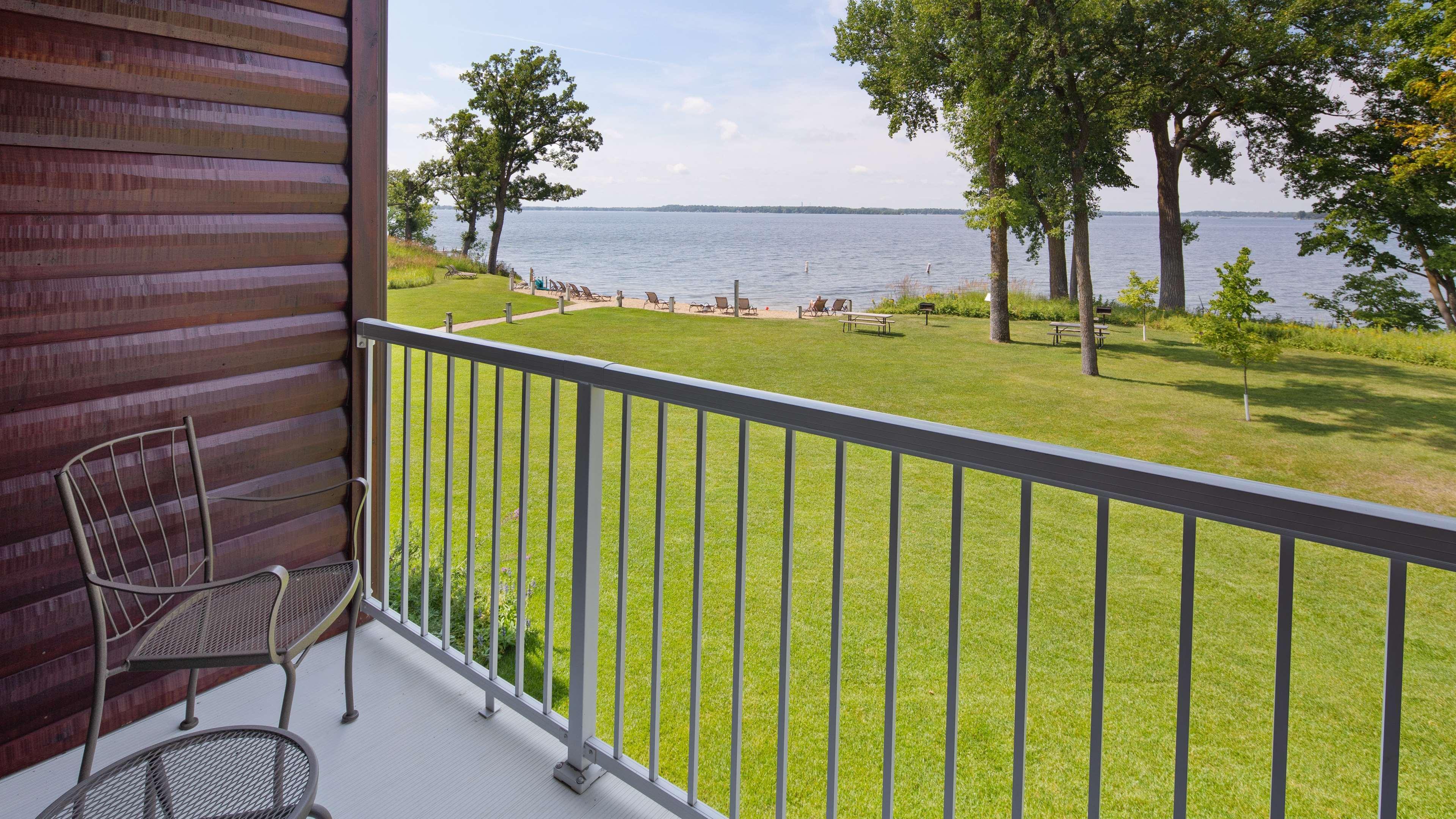 Best Western Premier The Lodge On Lake Detroit Detroit Lakes Exterior photo