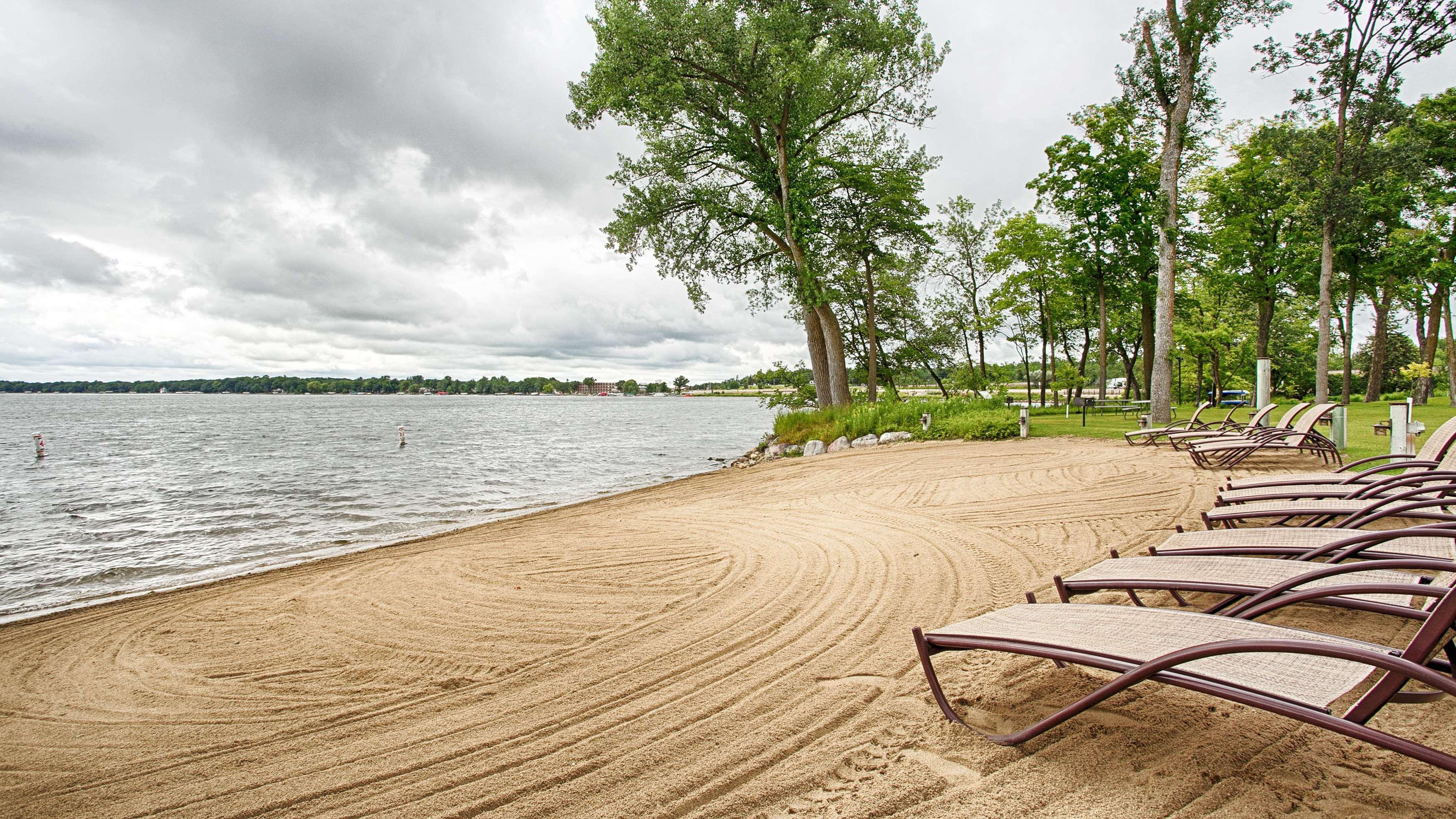 Best Western Premier The Lodge On Lake Detroit Detroit Lakes Exterior photo