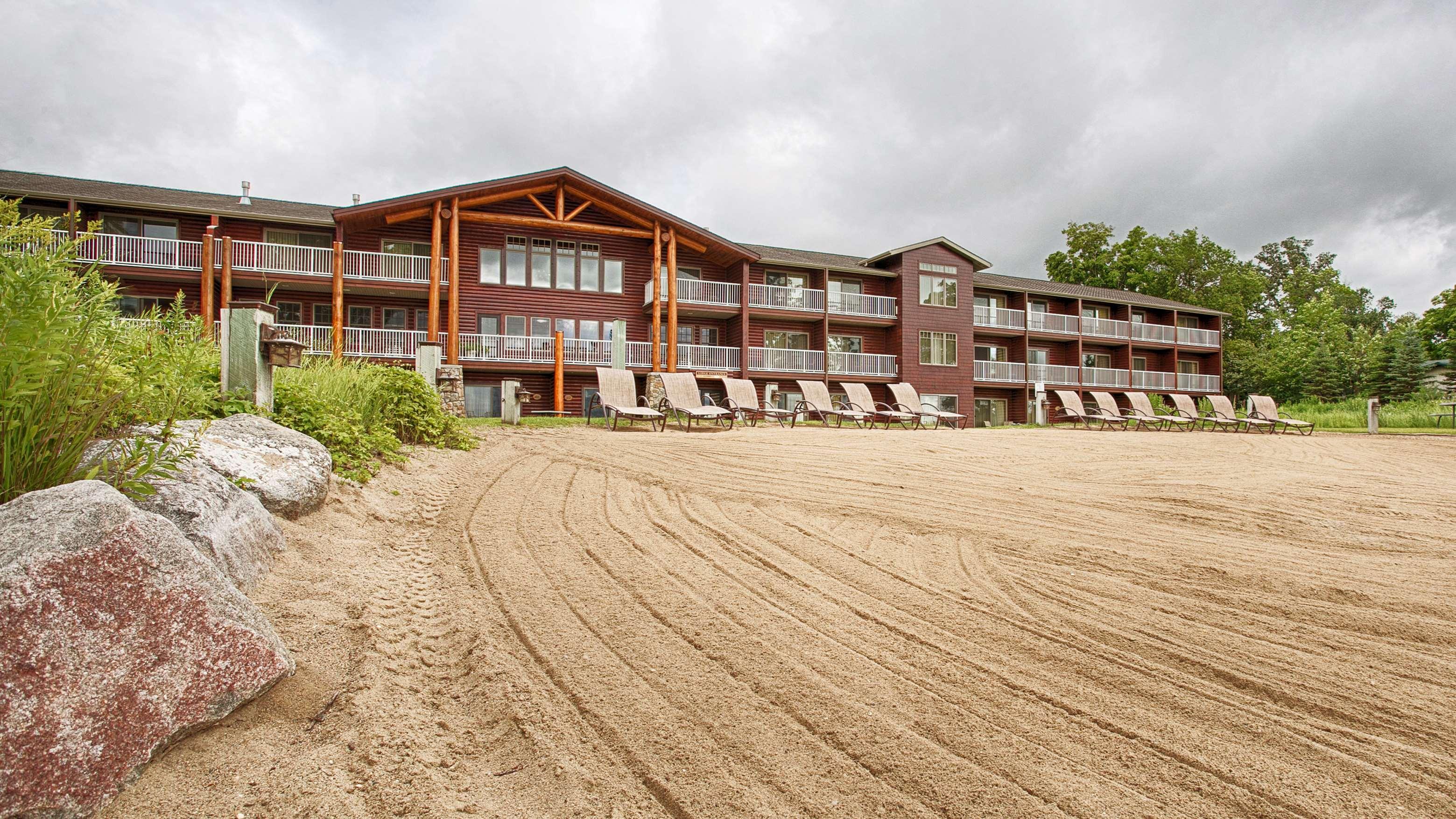 Best Western Premier The Lodge On Lake Detroit Detroit Lakes Exterior photo